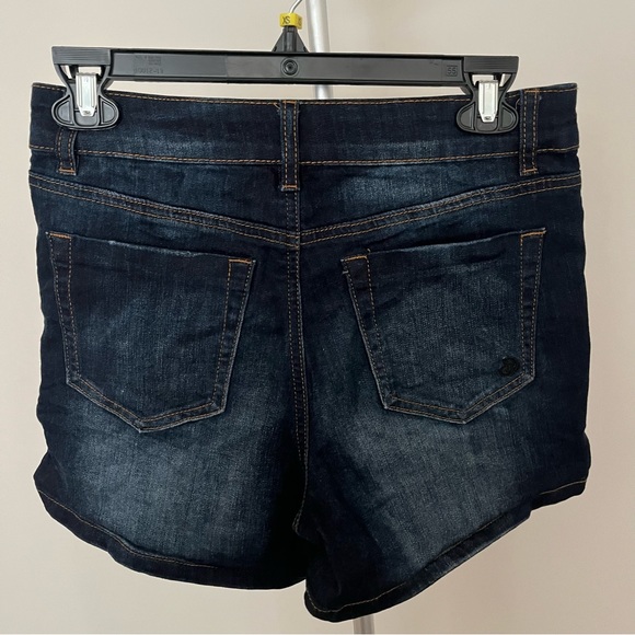 High Waist Denim Shorts Size: 5/26 - Picture 2 of 3